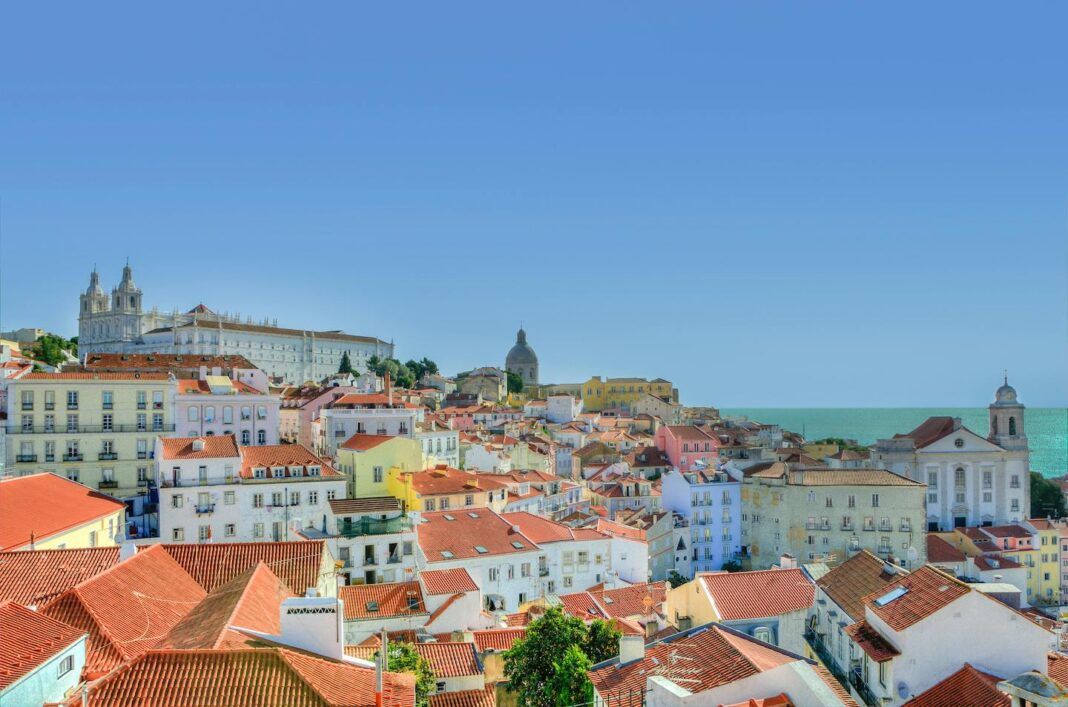 Lisbon houses