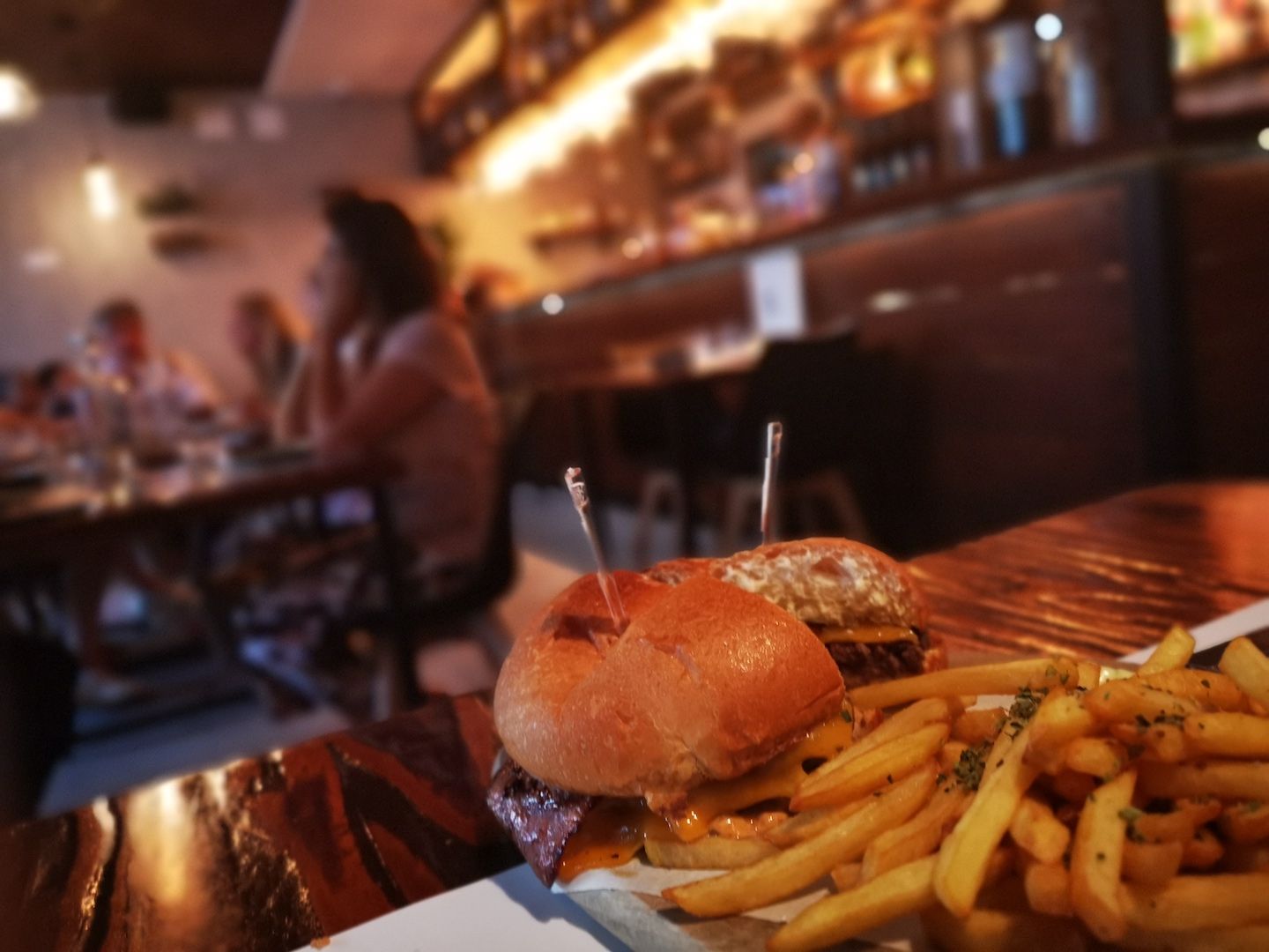 Hanburger at the Black Anchor Bar in Tavira