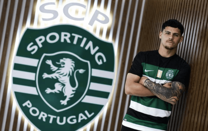 Maxi Araújo in Sporting CP jersey